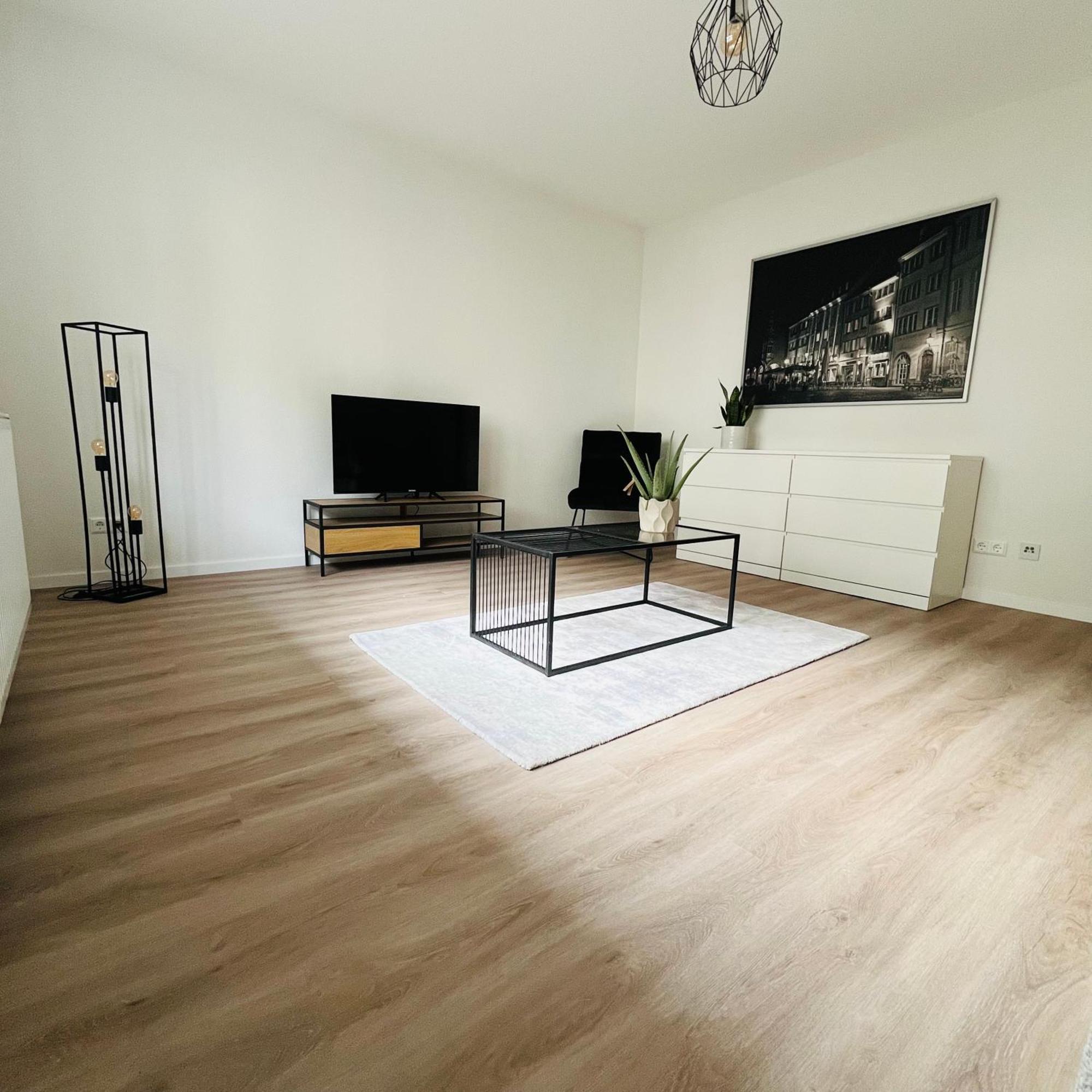 Black Forest City Apartment Mit Kostenlosem Parkplatz Freiburg im Breisgau Luaran gambar