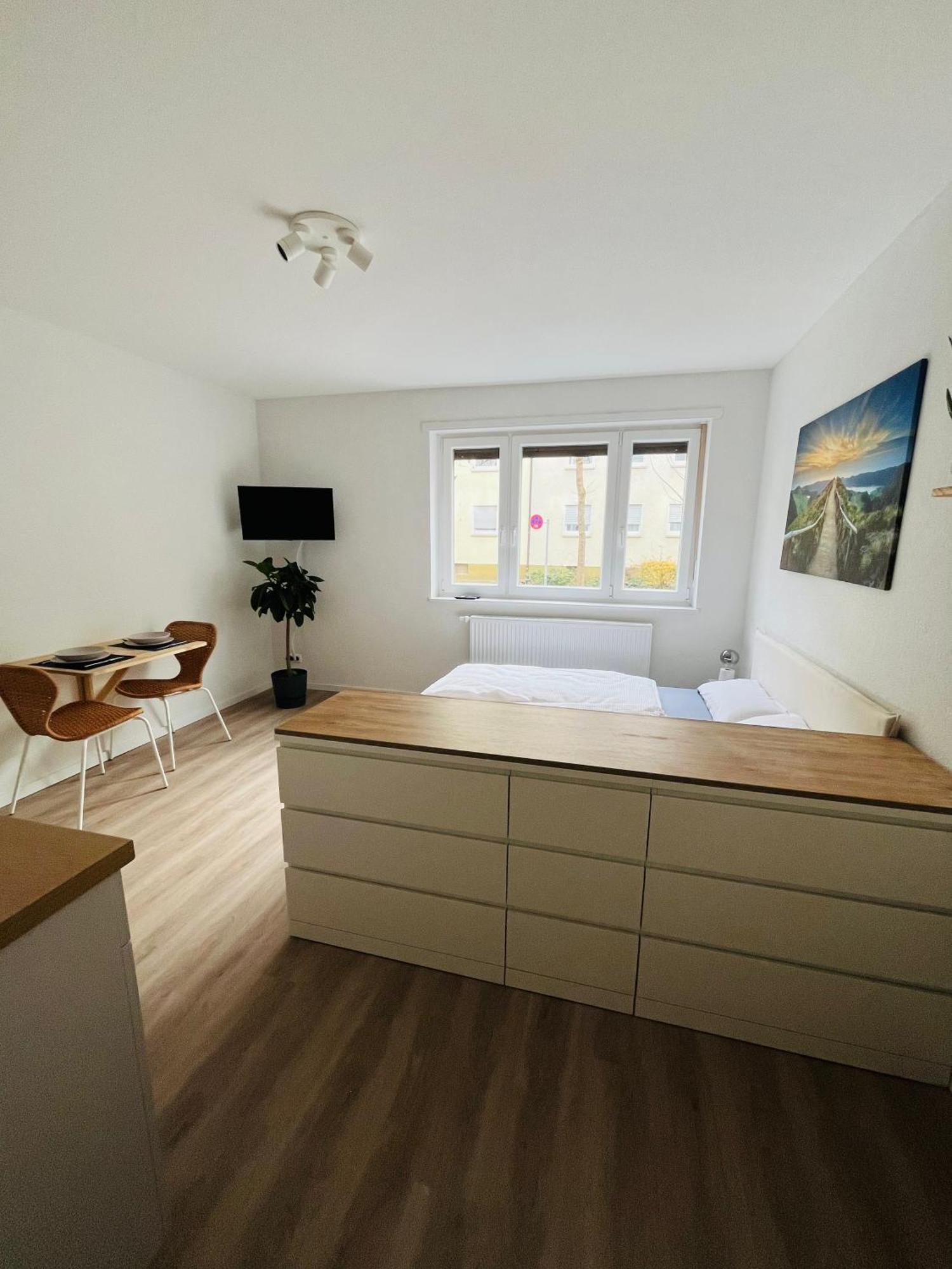 Black Forest City Apartment Mit Kostenlosem Parkplatz Freiburg im Breisgau Luaran gambar
